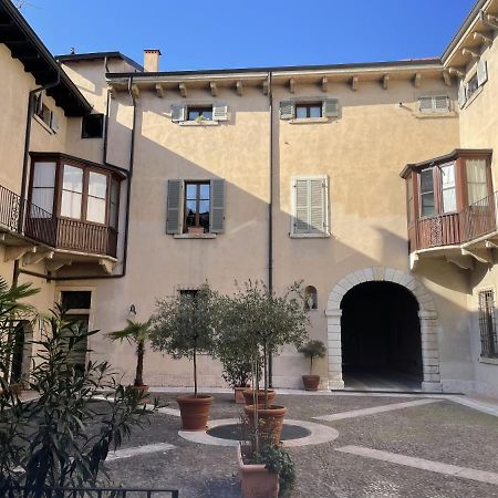 Antiche Colonne Suite Verona Exterior photo